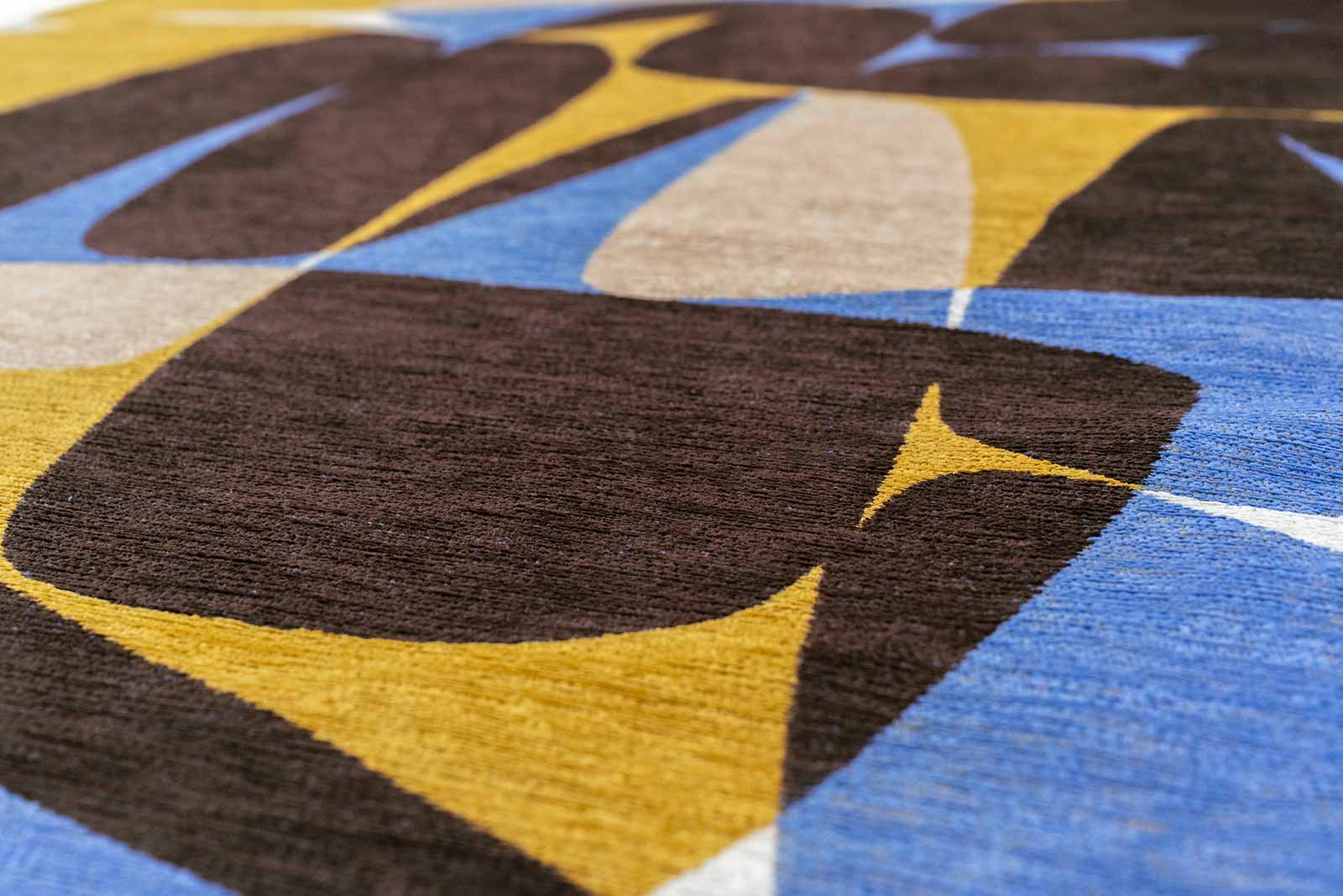 Louis De Poortere rug Gallery 2085 Stones Sunny Blue zoom 3