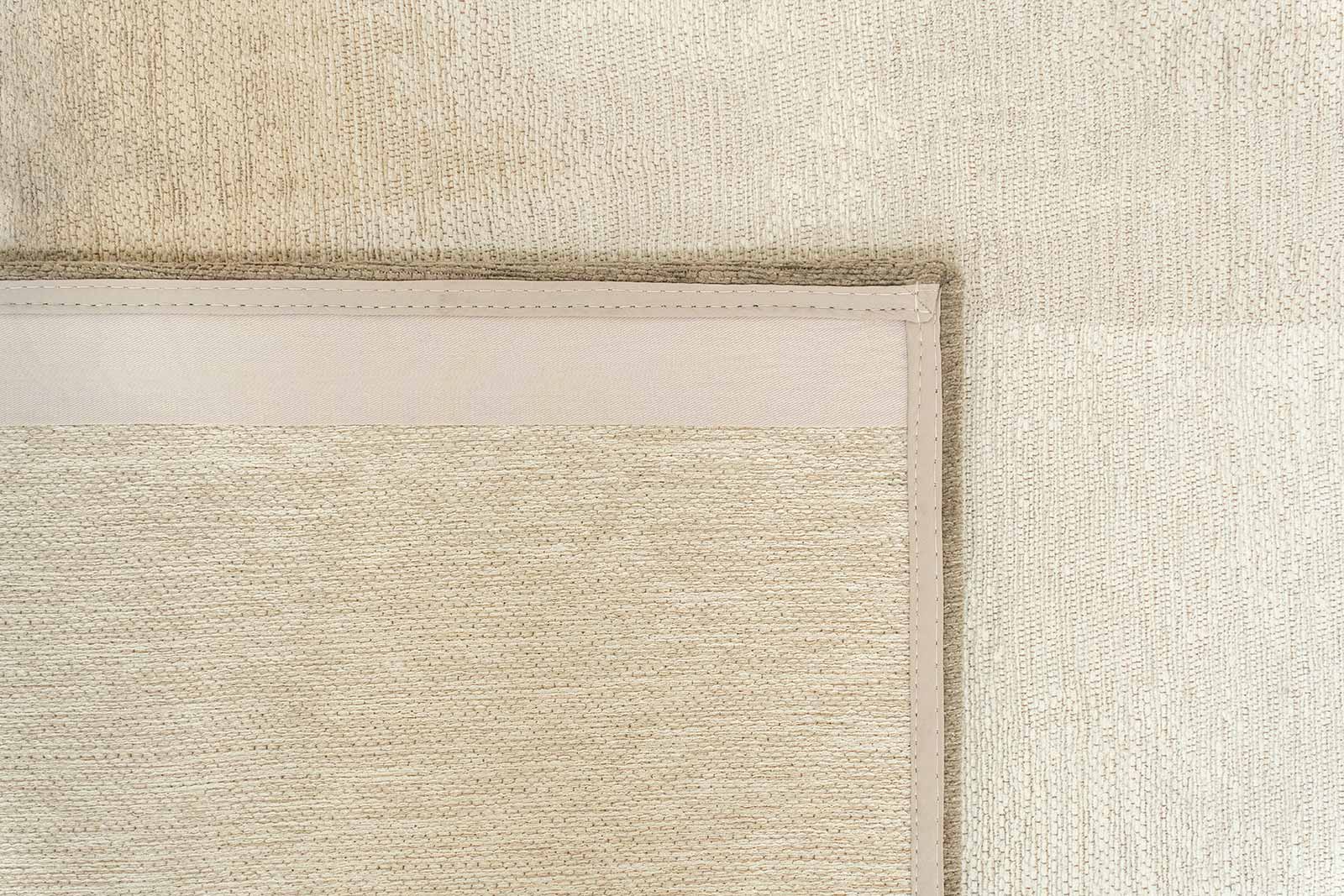 Louis De Poortere rug Meditation 2070 Sendai Cottage Grey back