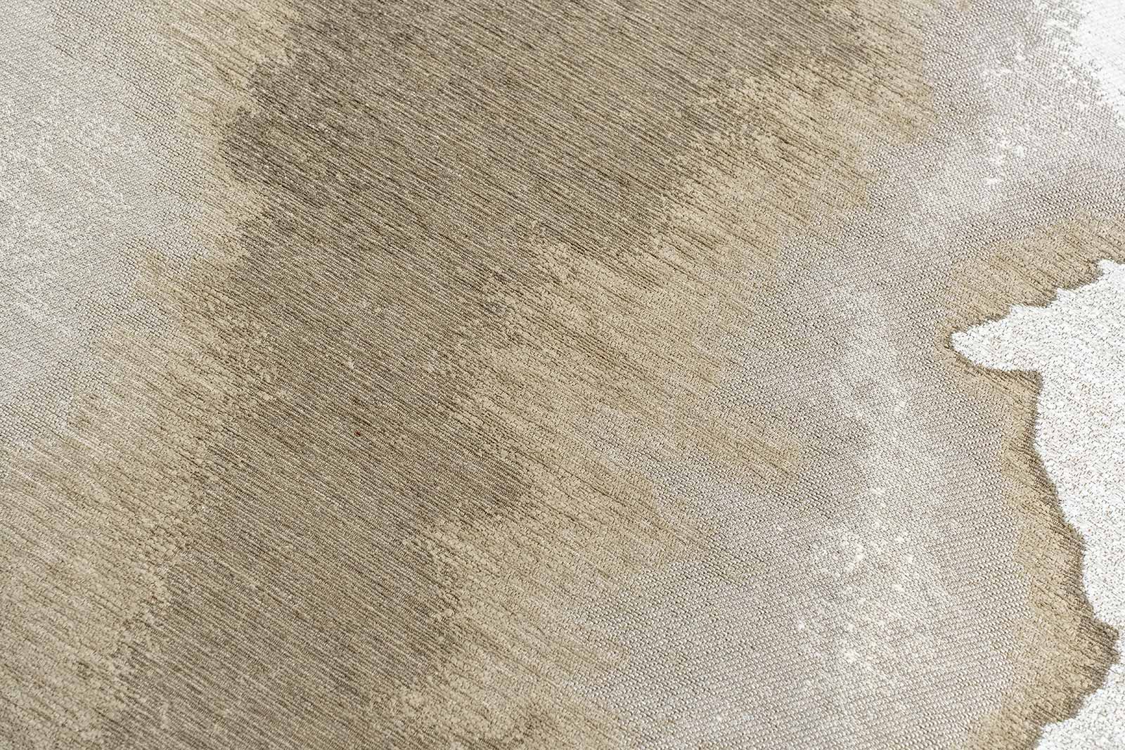Louis De Poortere rug Meditation 2082 Lagoon Beach zoom 3